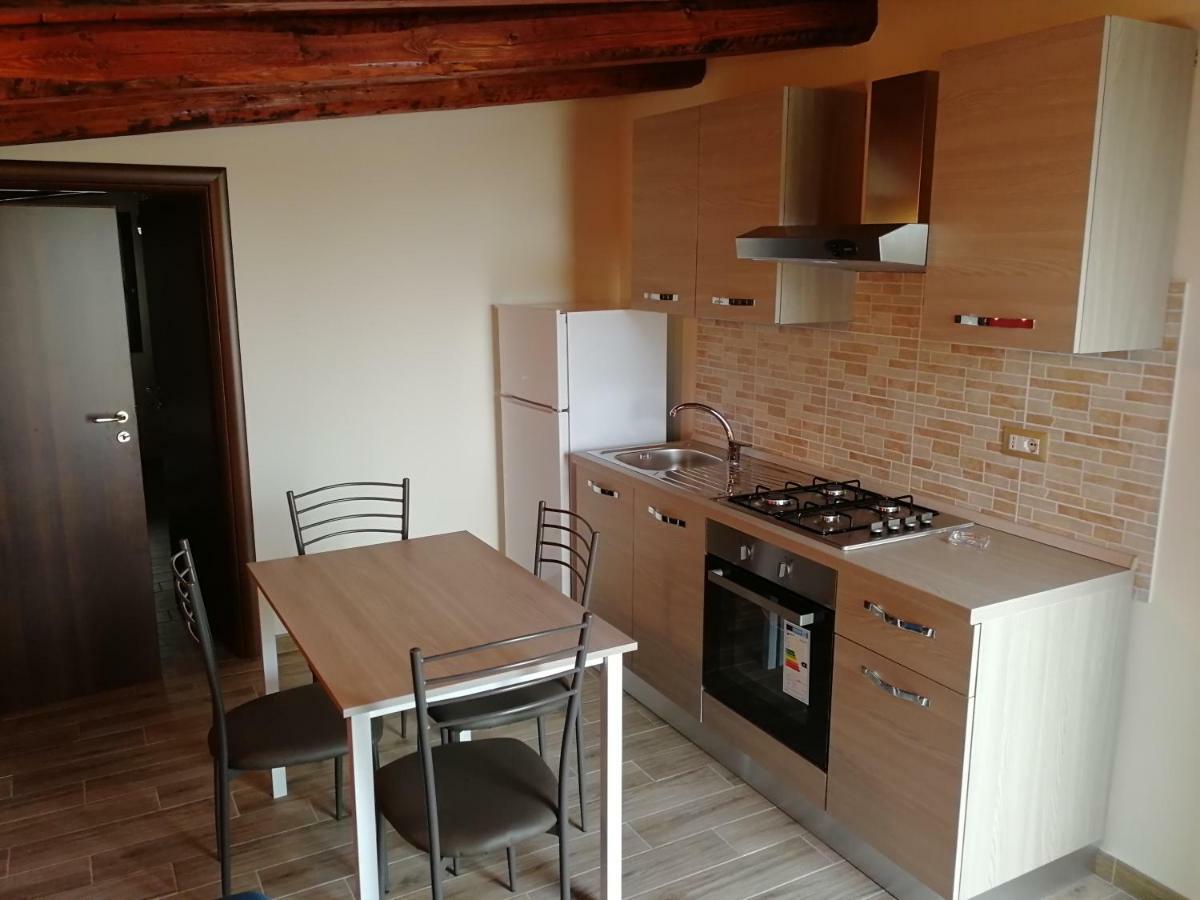 Villa Sole - Finaiti - Appartamento Per Turisti Floridia Exterior foto